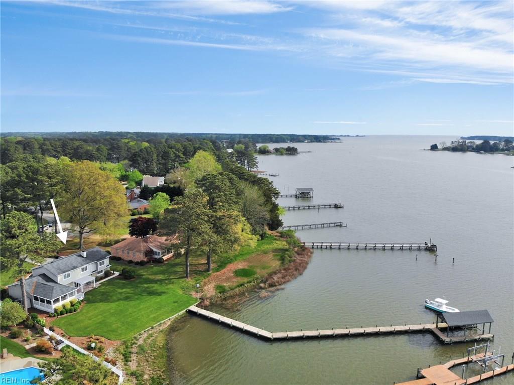 203 Cherry Point Dr - Photo 1