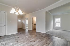 2530 Dexter St - Photo 1