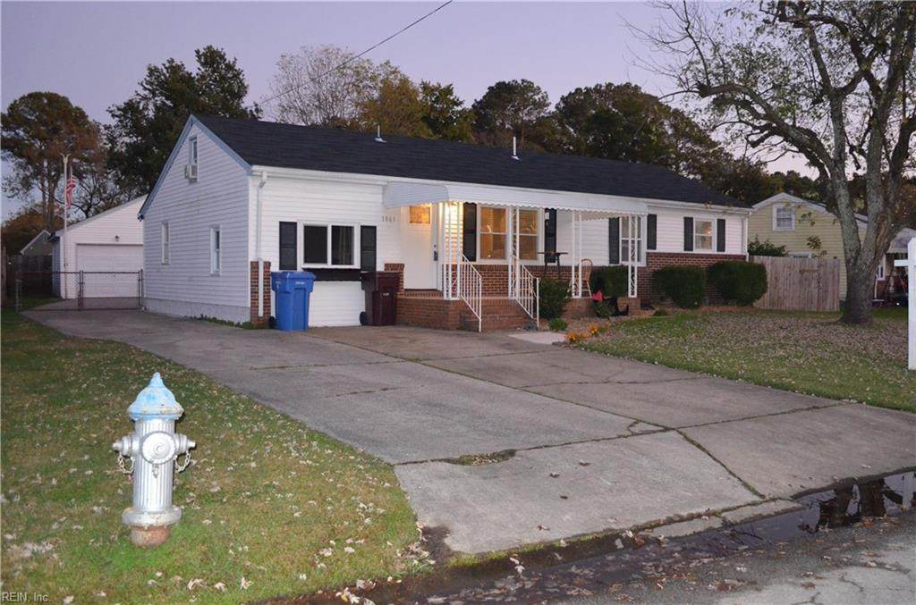 1061 Saint Julian Dr - Photo 1