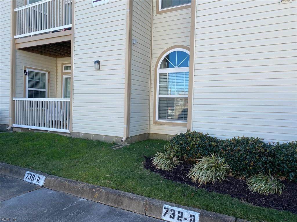 732 Harbor Springs Trl - Photo 1