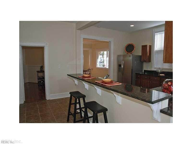 144 Linden Ave - Photo 1