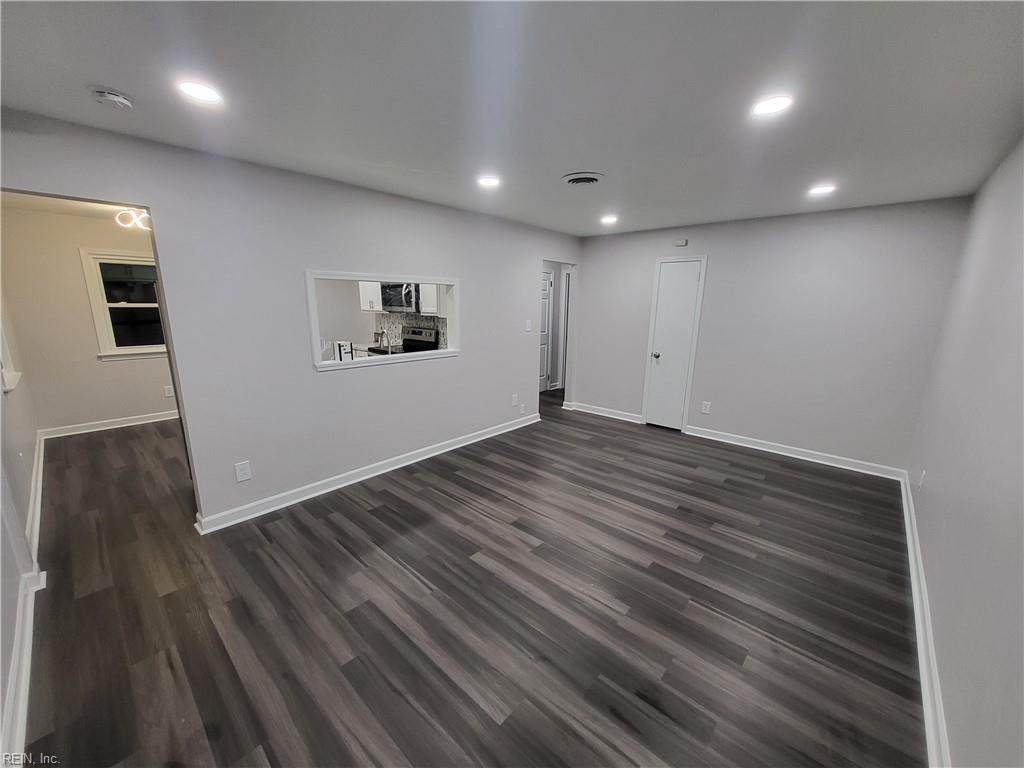6215 Edward St - Photo 1