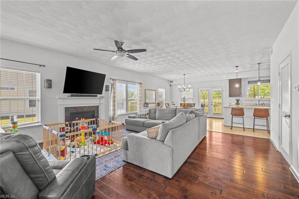 5061 Kings Grant Cir - Photo 1