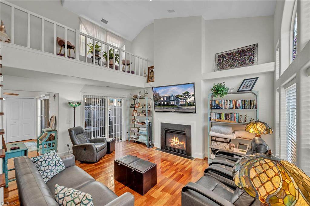 1437 Pebblebrook Way - Photo 1