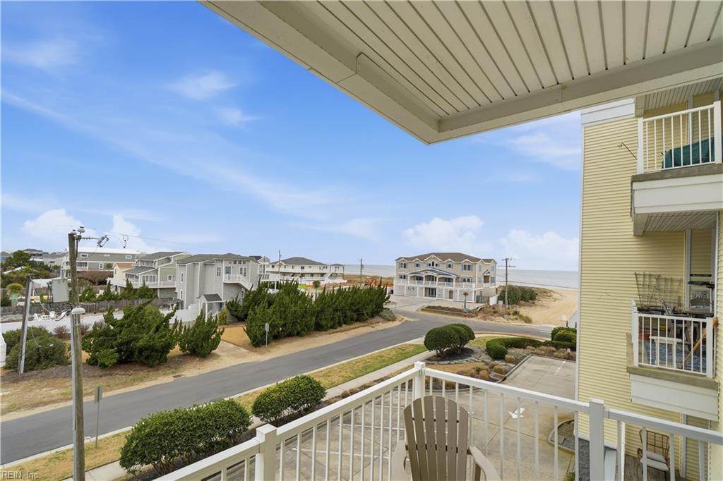 204 Sandbridge Rd - Photo 1