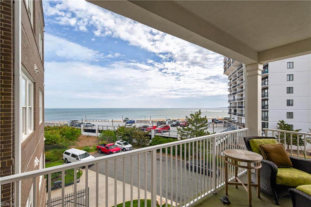 3800 Dupont Cir - Photo 1