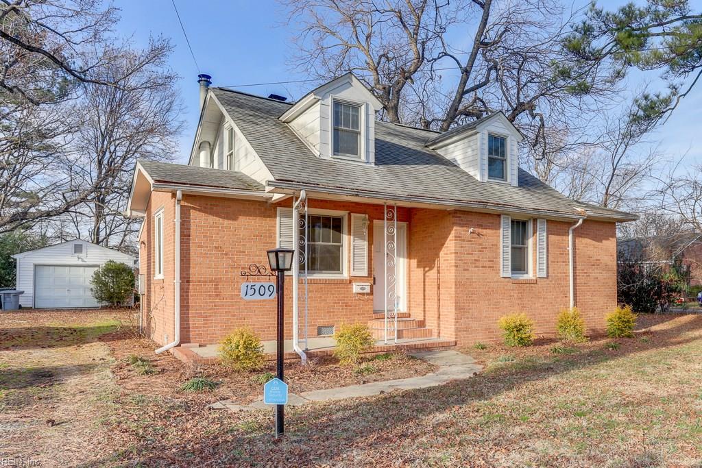1509 Briarfield Rd - Photo 1