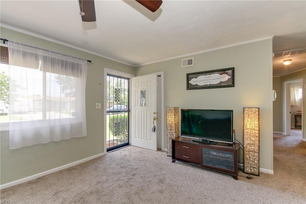 1118 Fontana Ave - Photo 1