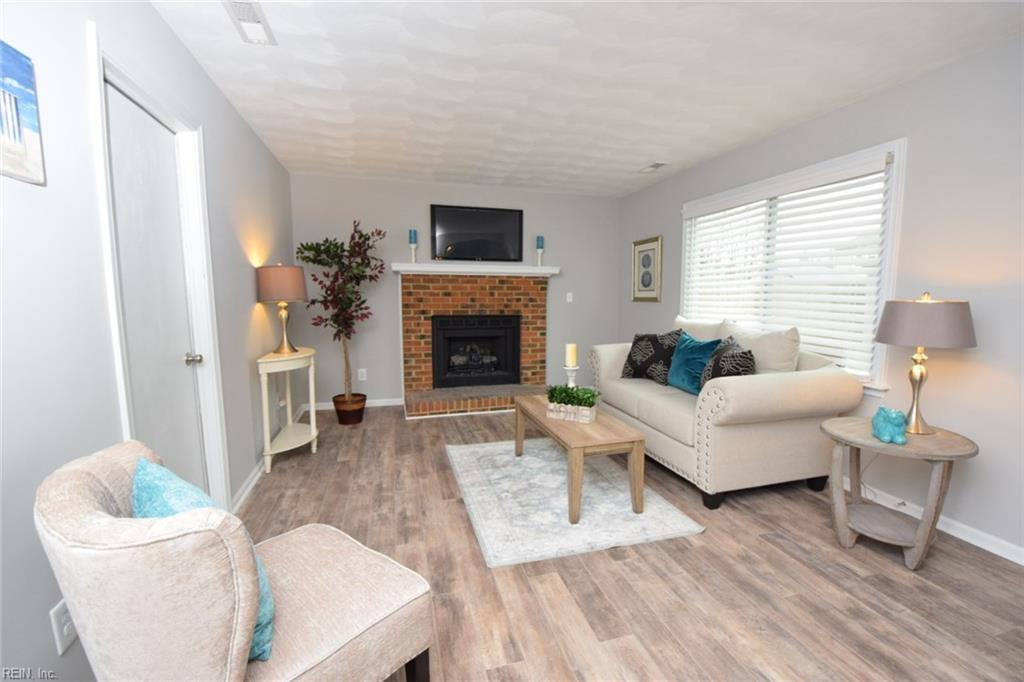 4868 Boxford Rd - Photo 1