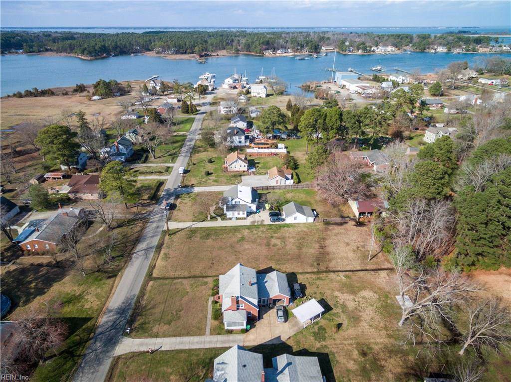 1714 Back Creek Rd - Photo 1