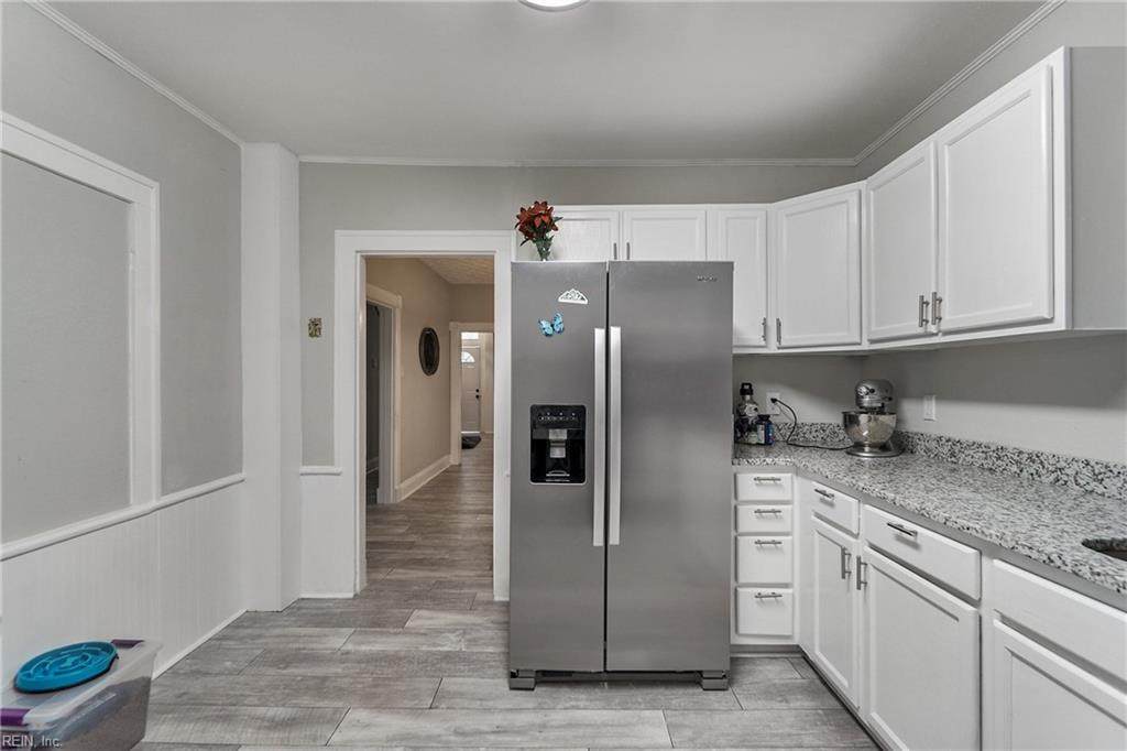 406 Lee St - Photo 1