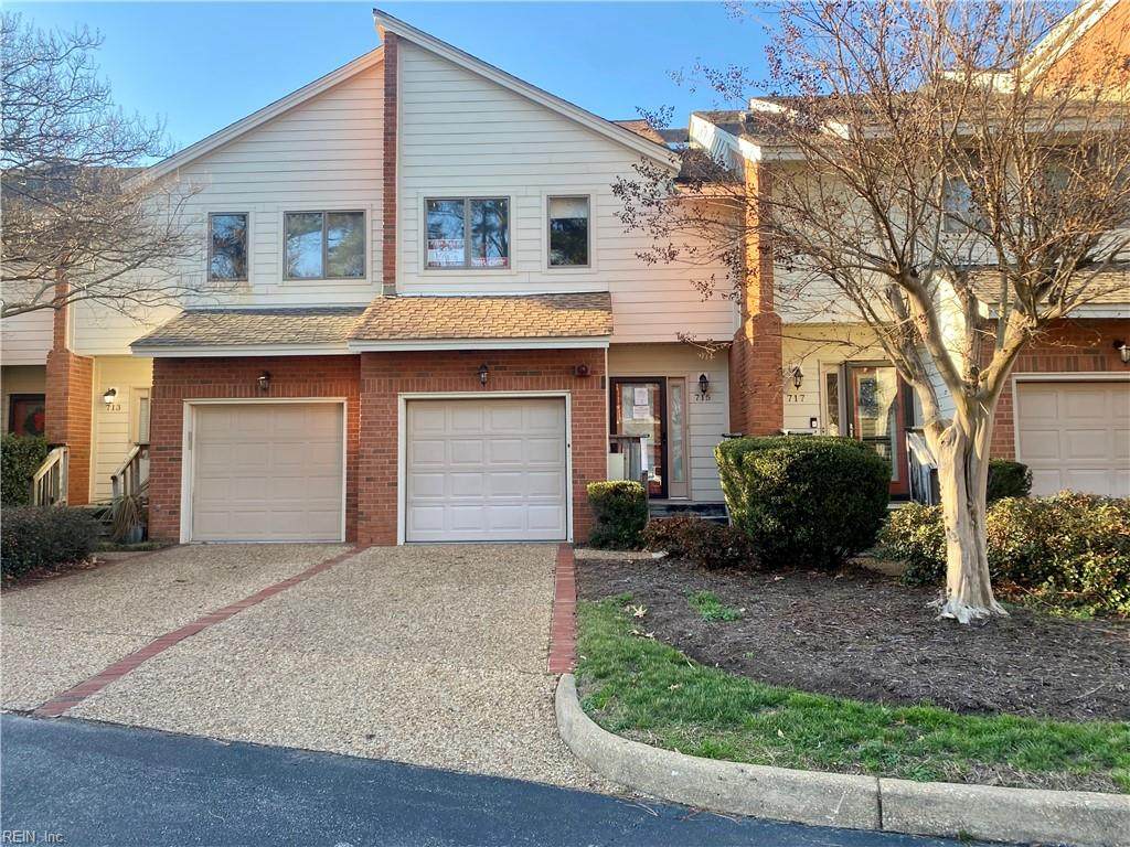 715 Coquina Ln - Photo 1