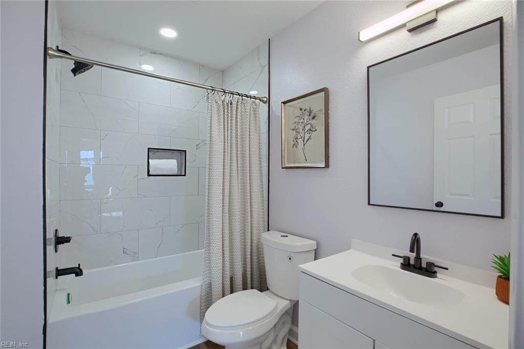 115 Locust Ave - Photo 1