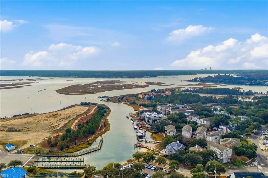 3556 Shore Dr - Photo 1