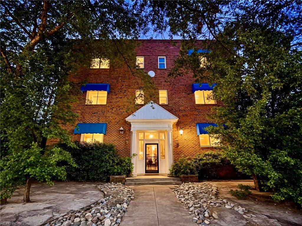 1915 Colonial Ave - Photo 1