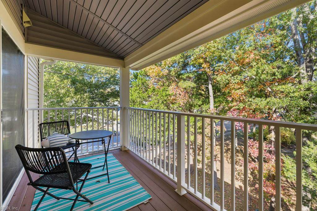 1001 Autumn Woods Ln - Photo 1