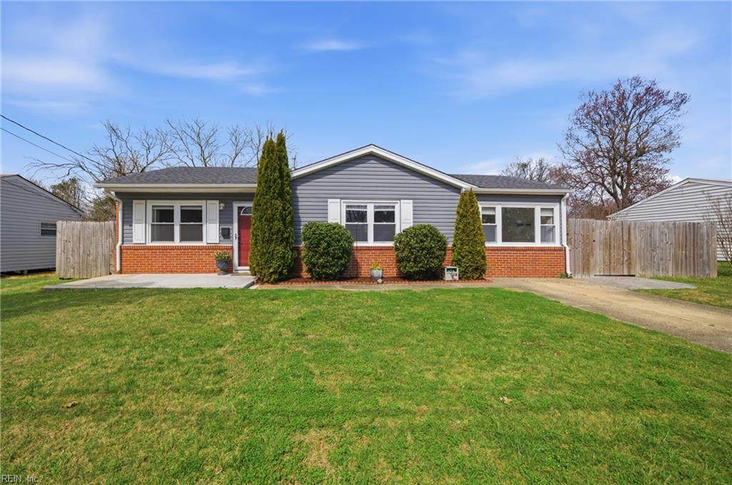 4724 Lonewillow Ln - Photo 1