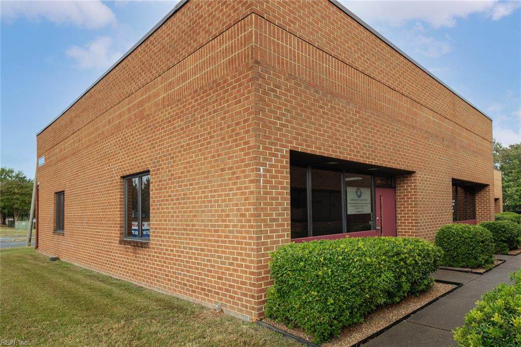 1013 Eden Way - Photo 1