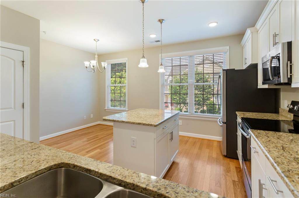 101 Carrington Ln - Photo 1