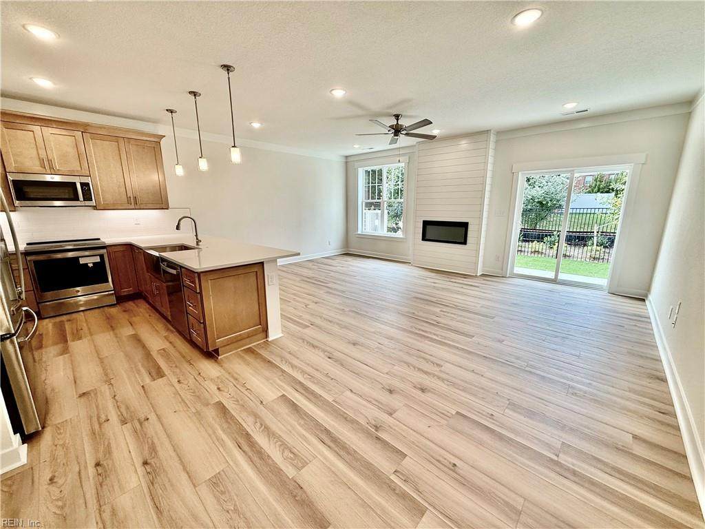 721 Flatrock Ln - Photo 1