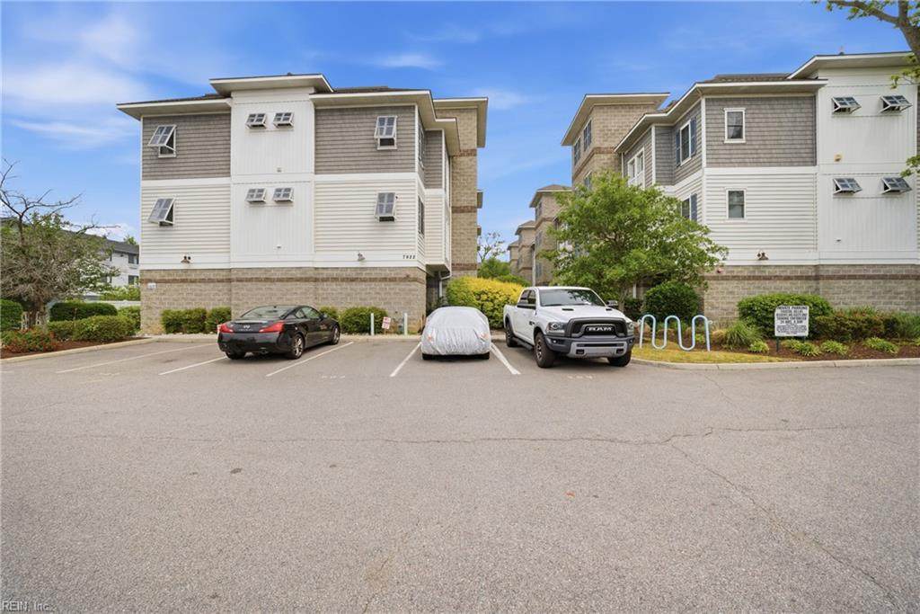 7922 Shore Dr - Photo 1