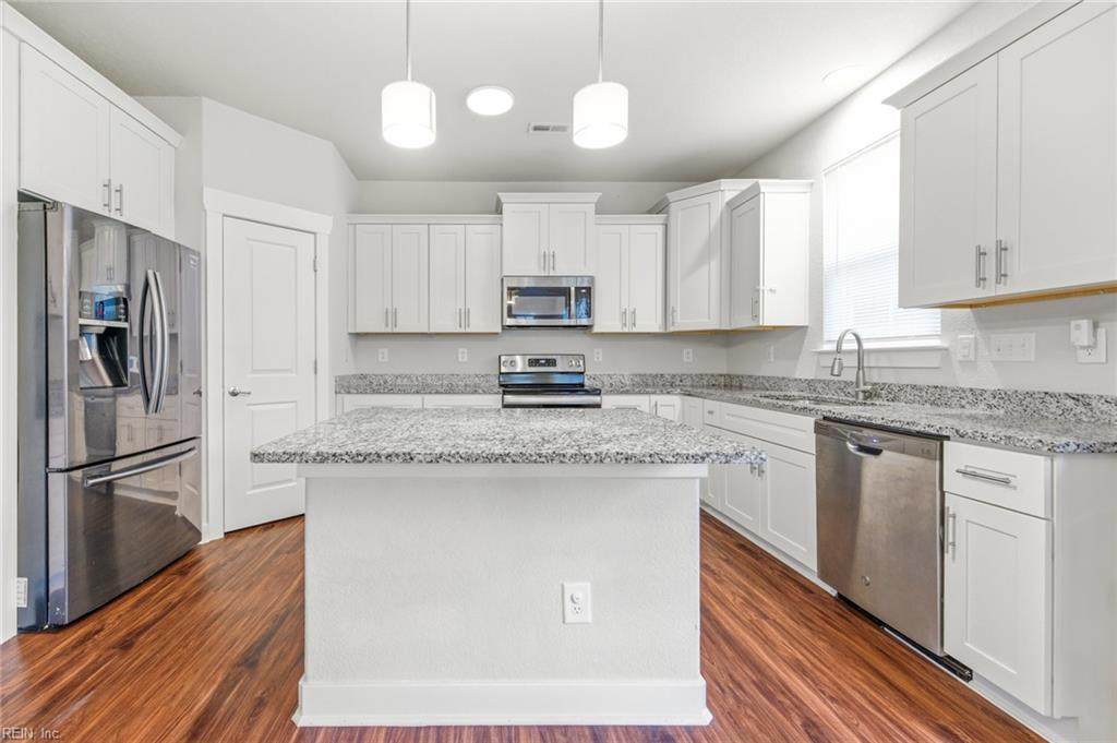 213 Hurdle Dr - Photo 1