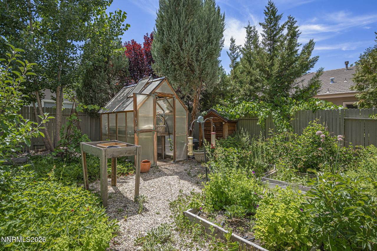 9629 Thunder Mountain Way - Photo 1