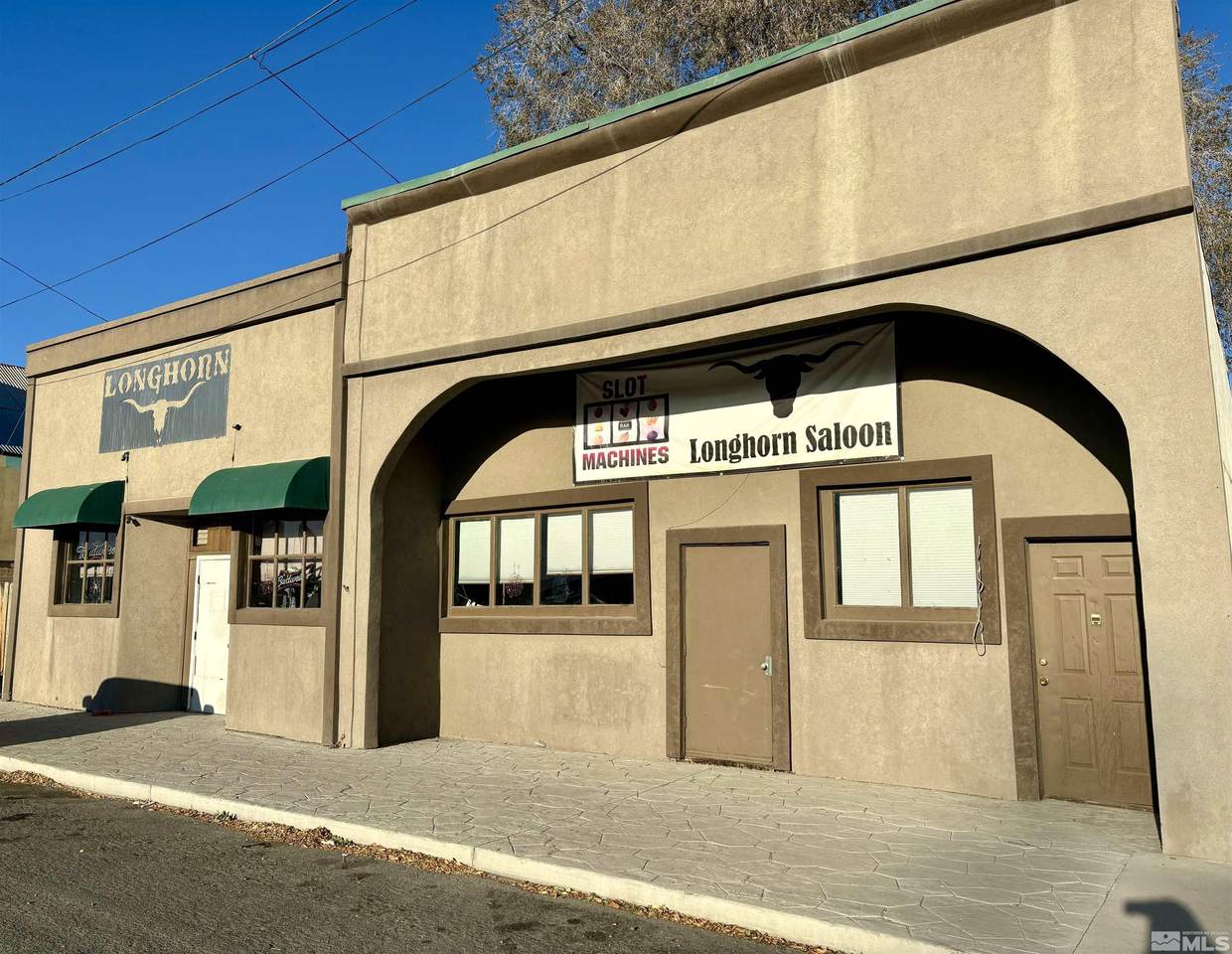 925 & 935 Broadway Avenue - Photo 1