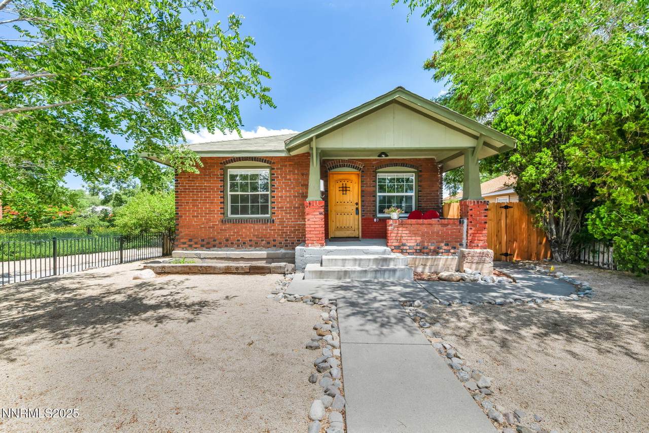 960 Ralston Street - Photo 1