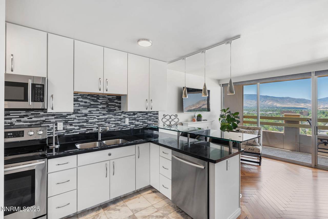 100 Arlington Avenue - Photo 1