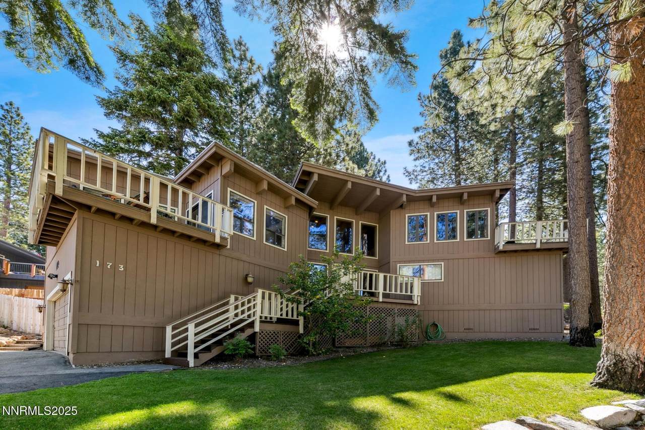 173 Hall Court - Photo 1
