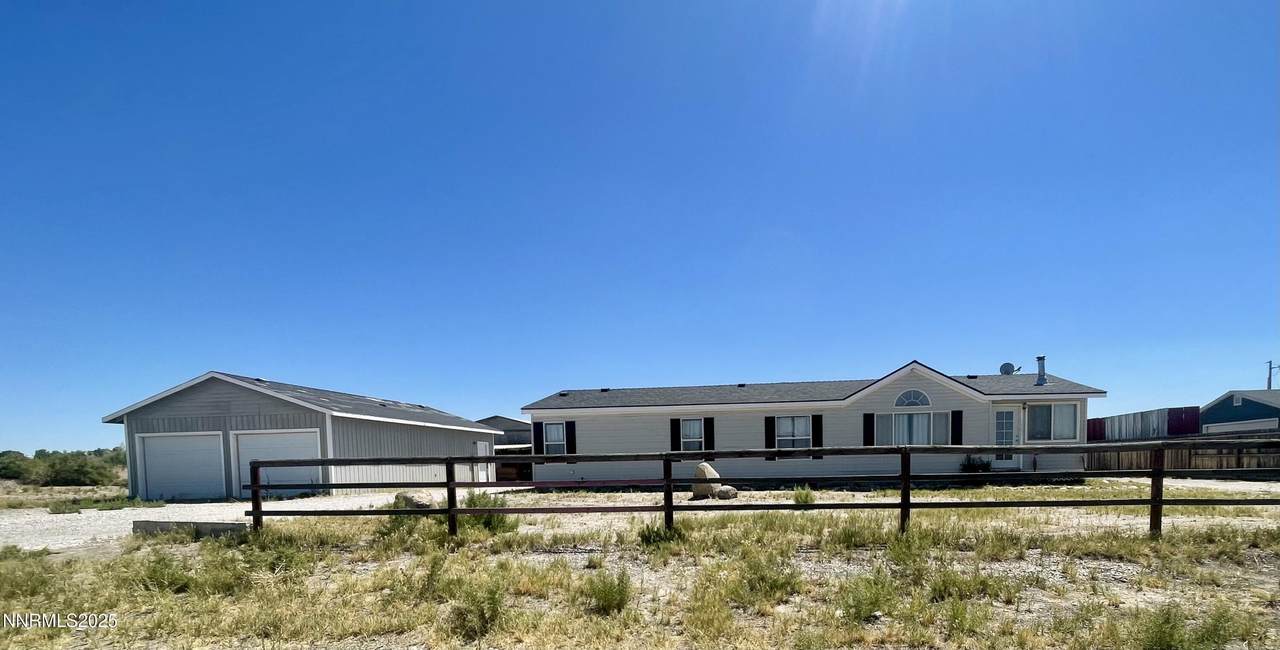 2405 Silas Street - Photo 1