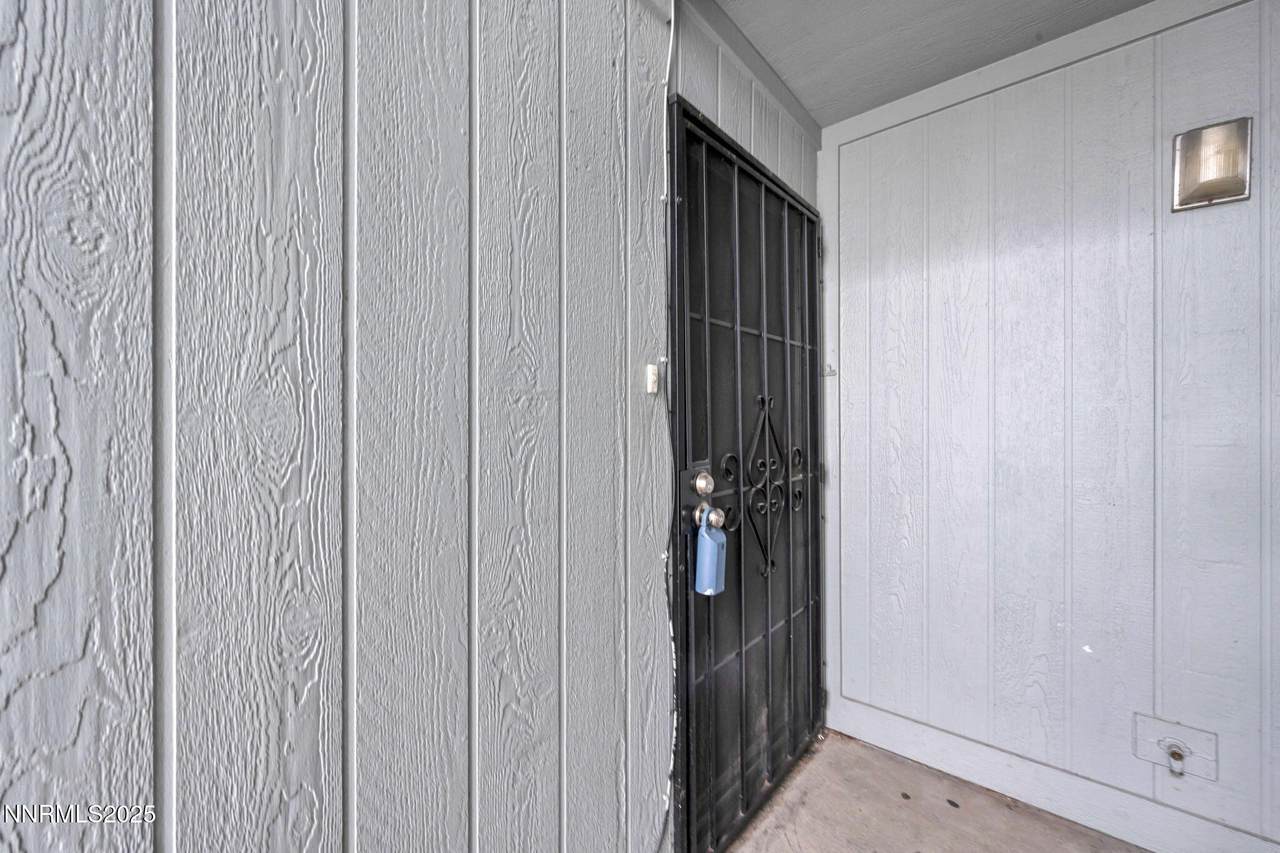 https://bt-photos.global.ssl.fastly.net/reno/1280_boomver_1_20250711165030620421000000-2.jpg