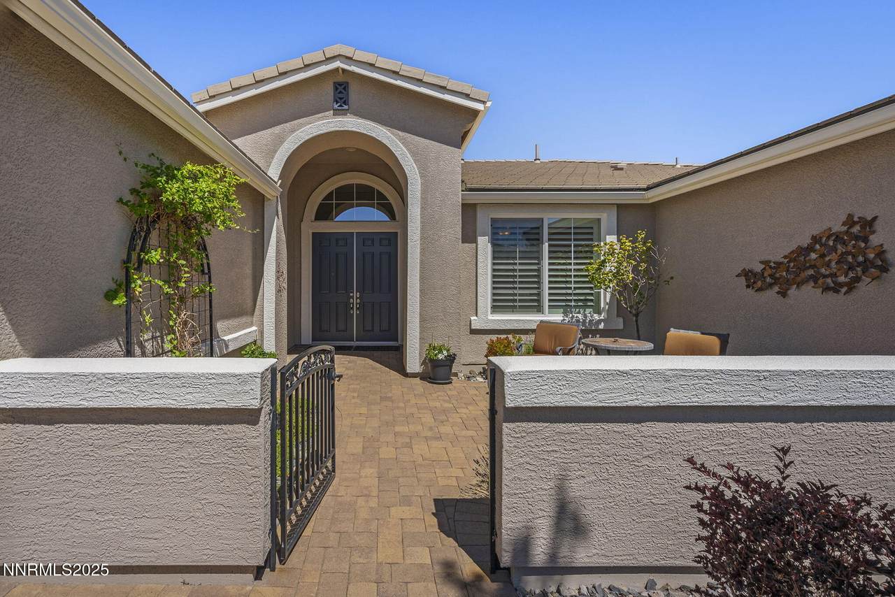 1800 Laurel Ridge Drive - Photo 1