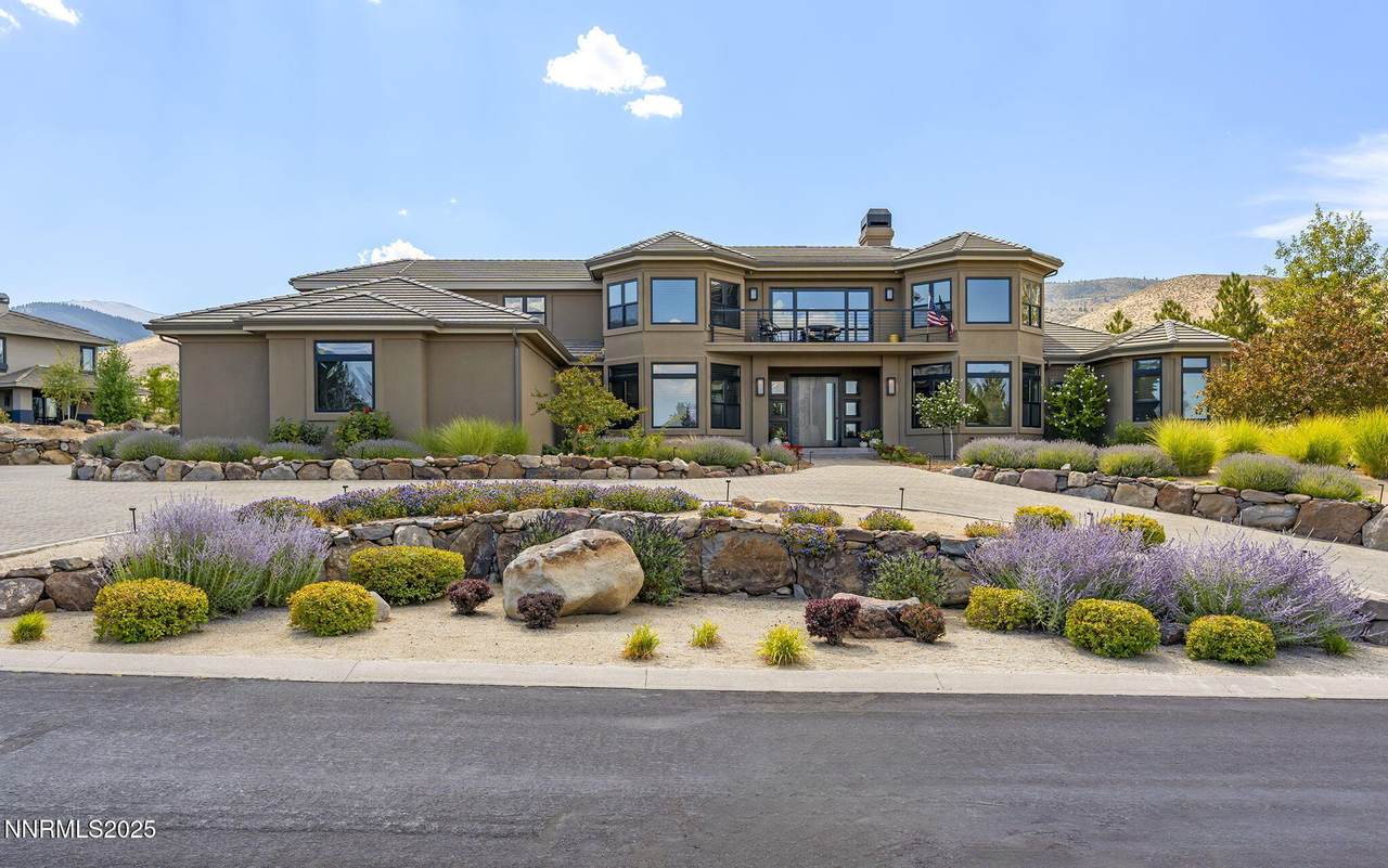 6177 Featherstone Circle - Photo 1