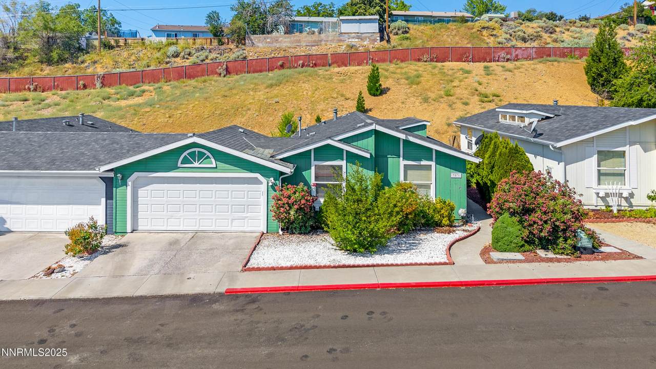 7571 Diamond Pointe Way - Photo 1