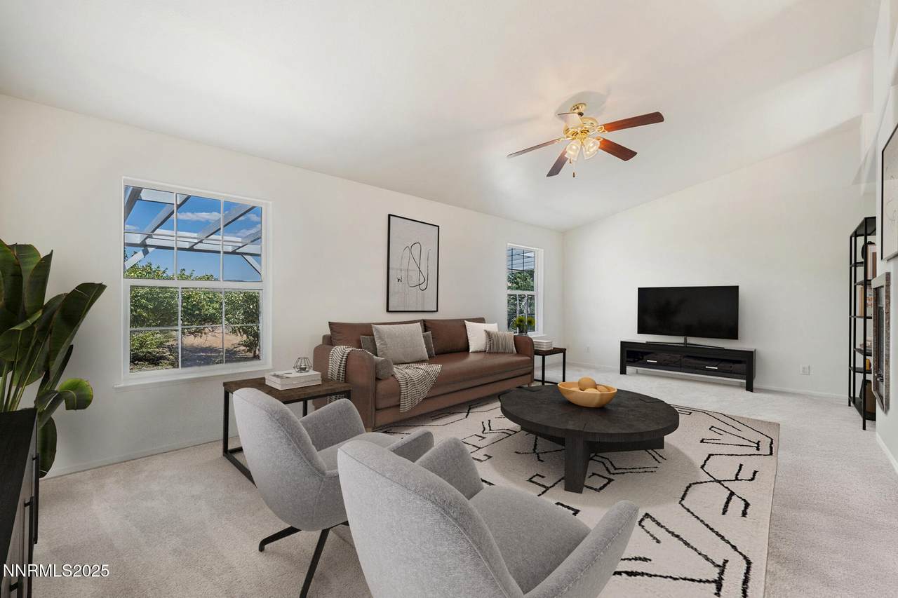 110 Arabian Way - Photo 1