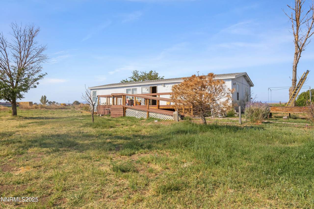 3939 Hillsboro Boulevard - Photo 1