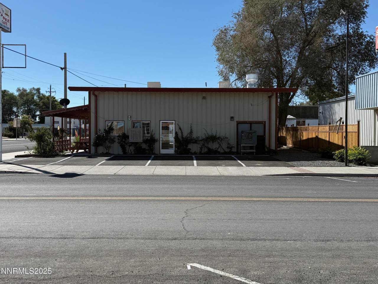 https://bt-photos.global.ssl.fastly.net/reno/1280_boomver_1_20251007195720306852000000-2.jpg
