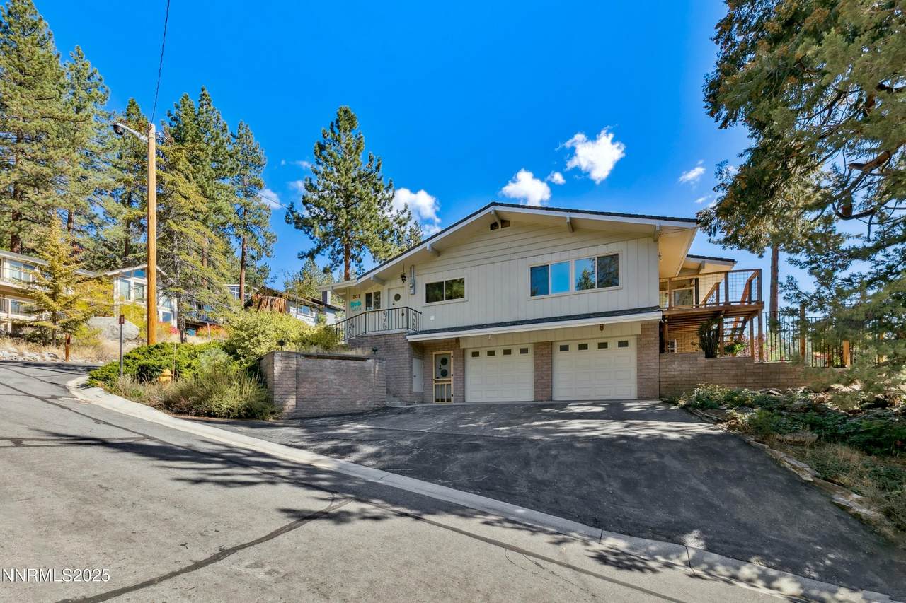 207 Cedar Ridge Drive - Photo 1