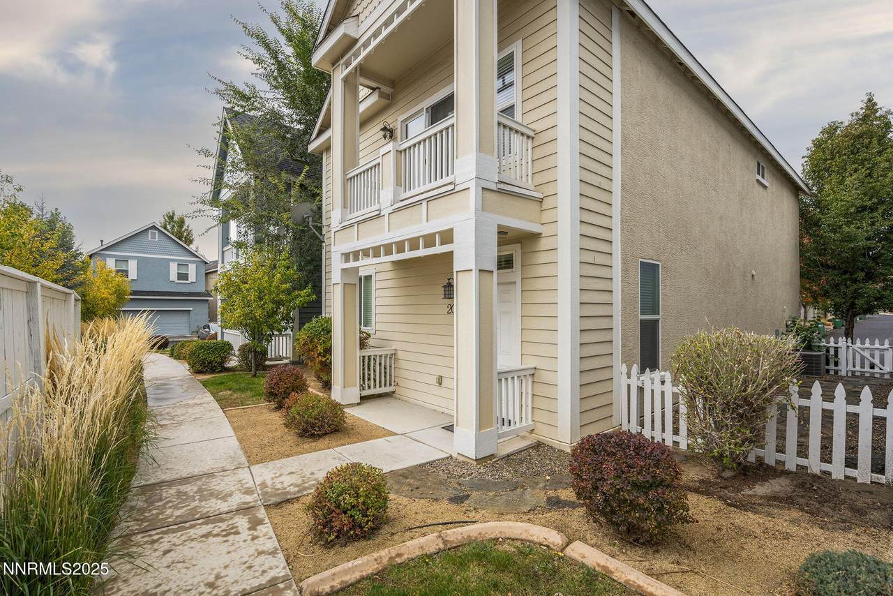 2040 Alamo Square Way - Photo 1