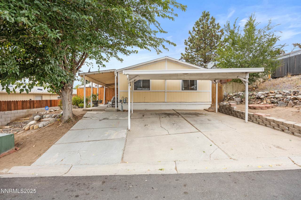 2735 Daffodil Way - Photo 1