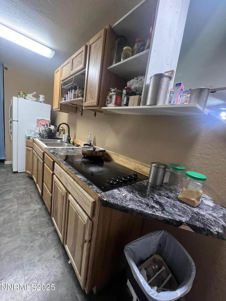 https://bt-photos.global.ssl.fastly.net/reno/1280_boomver_1_20251016183447222296000000-2.jpg