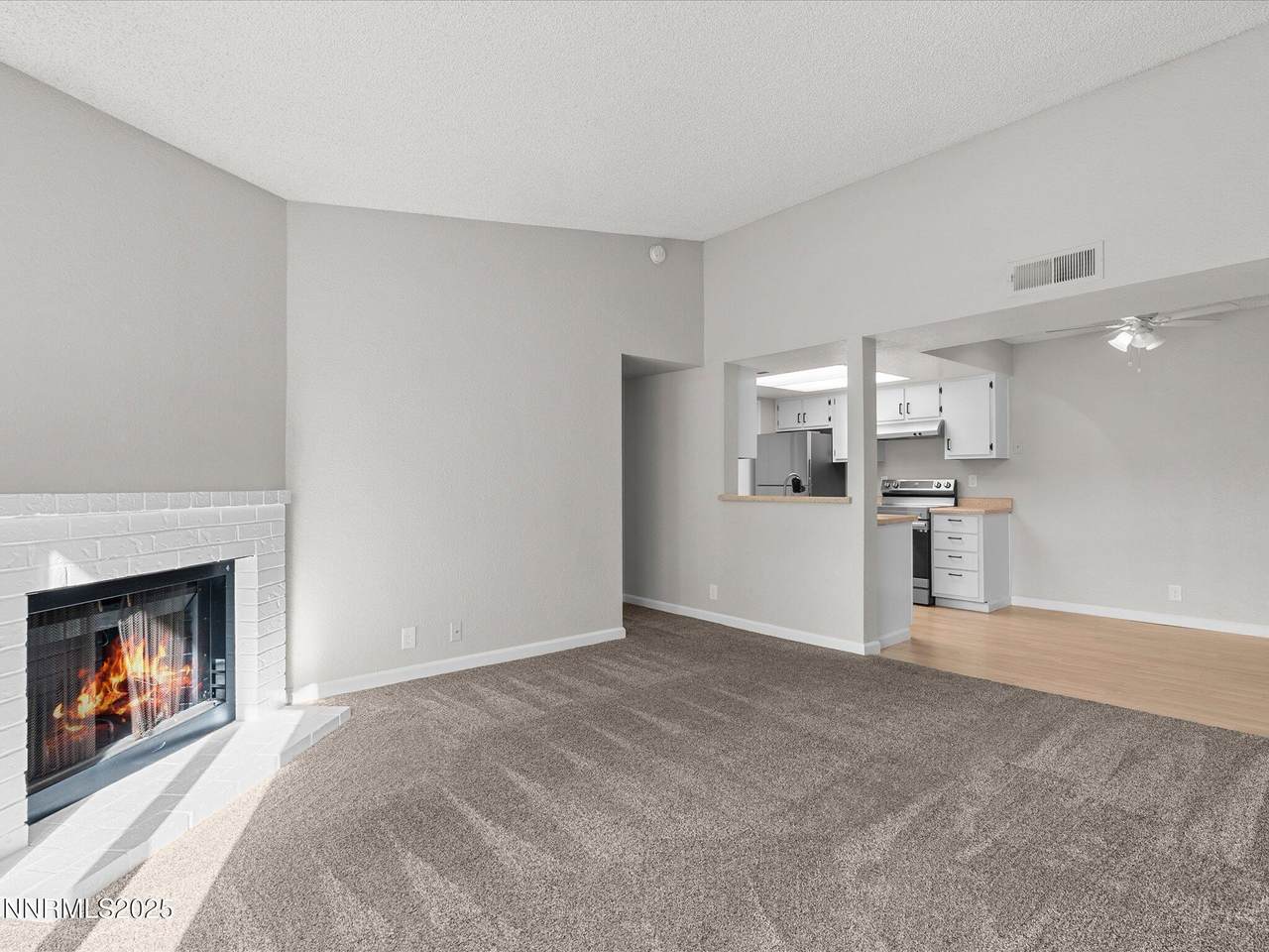 https://bt-photos.global.ssl.fastly.net/reno/1280_boomver_1_20251016185534314418000000-2.jpg