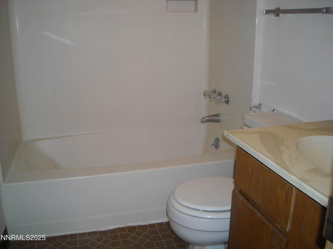 https://bt-photos.global.ssl.fastly.net/reno/1280_boomver_1_20251023164225357240000000-2.jpg