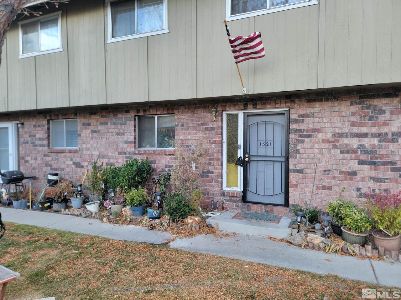 1321 Ashby Court - Photo 1