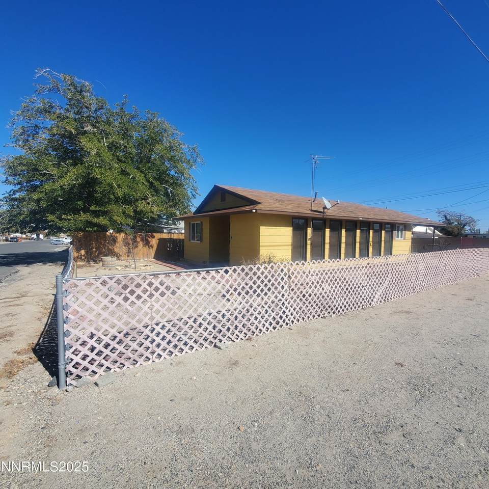 104 F Street - Photo 1