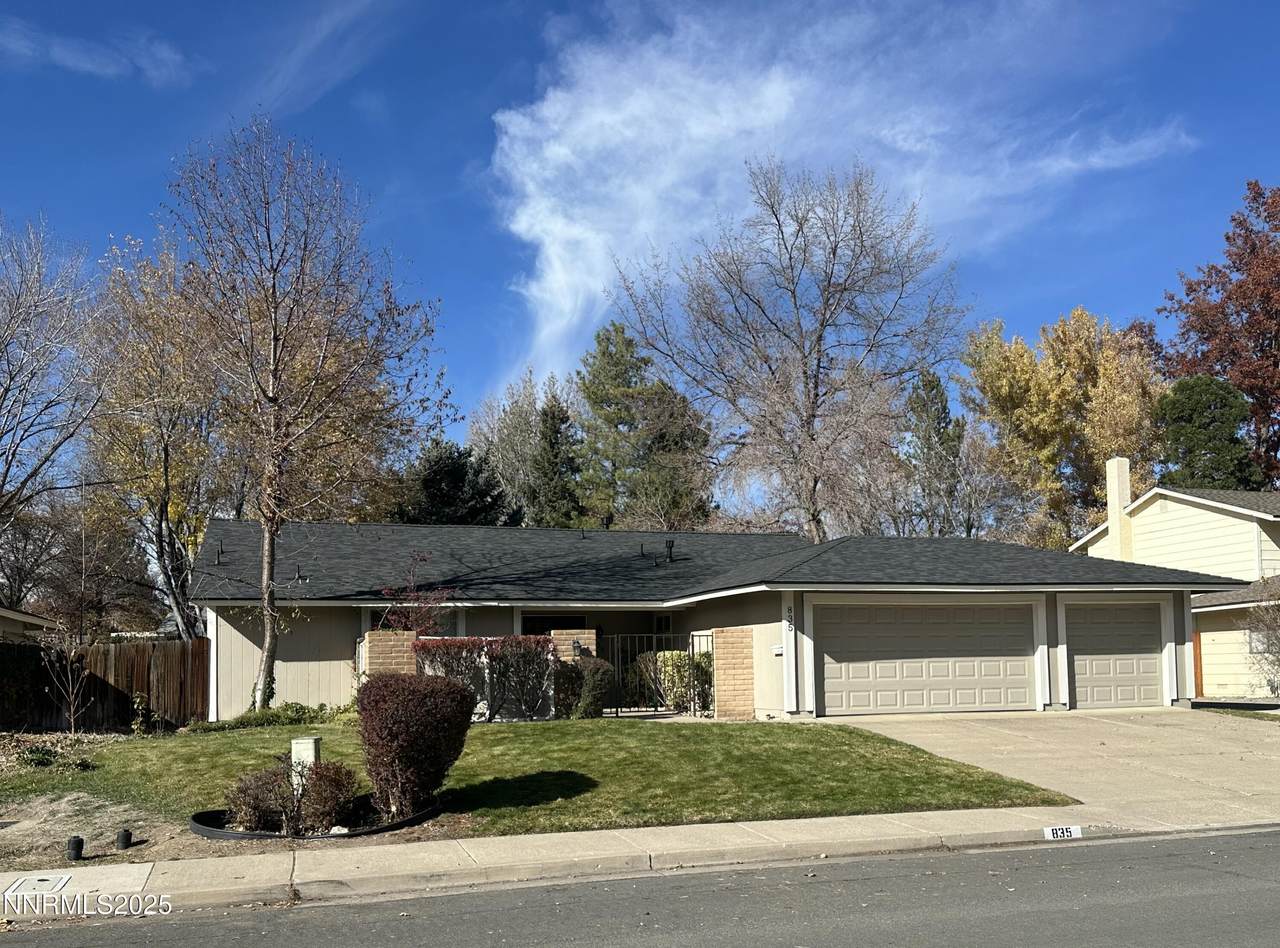 835 Singingwood Drive - Photo 1