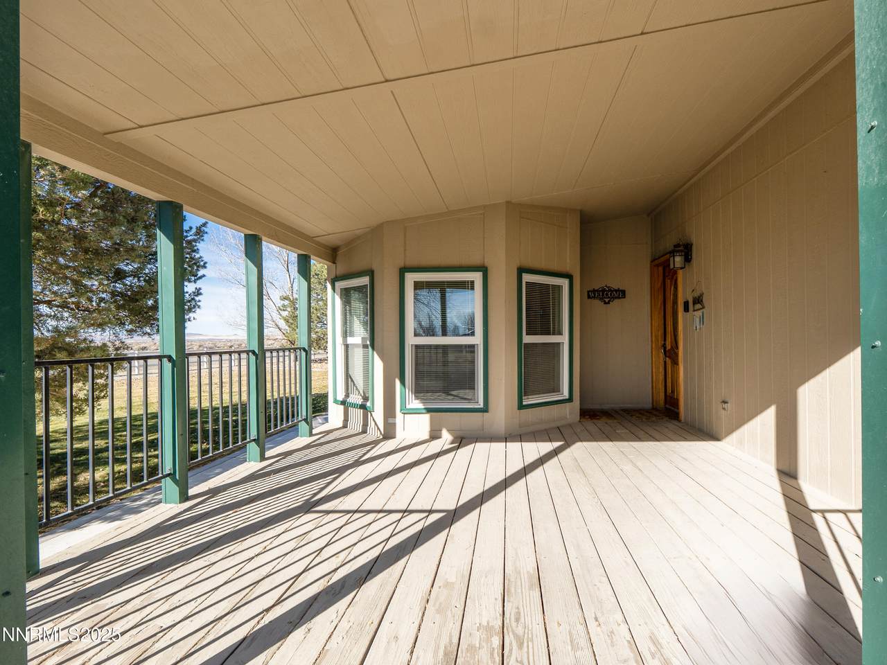 https://bt-photos.global.ssl.fastly.net/reno/1280_boomver_1_20251201031607660487000000-2.jpg