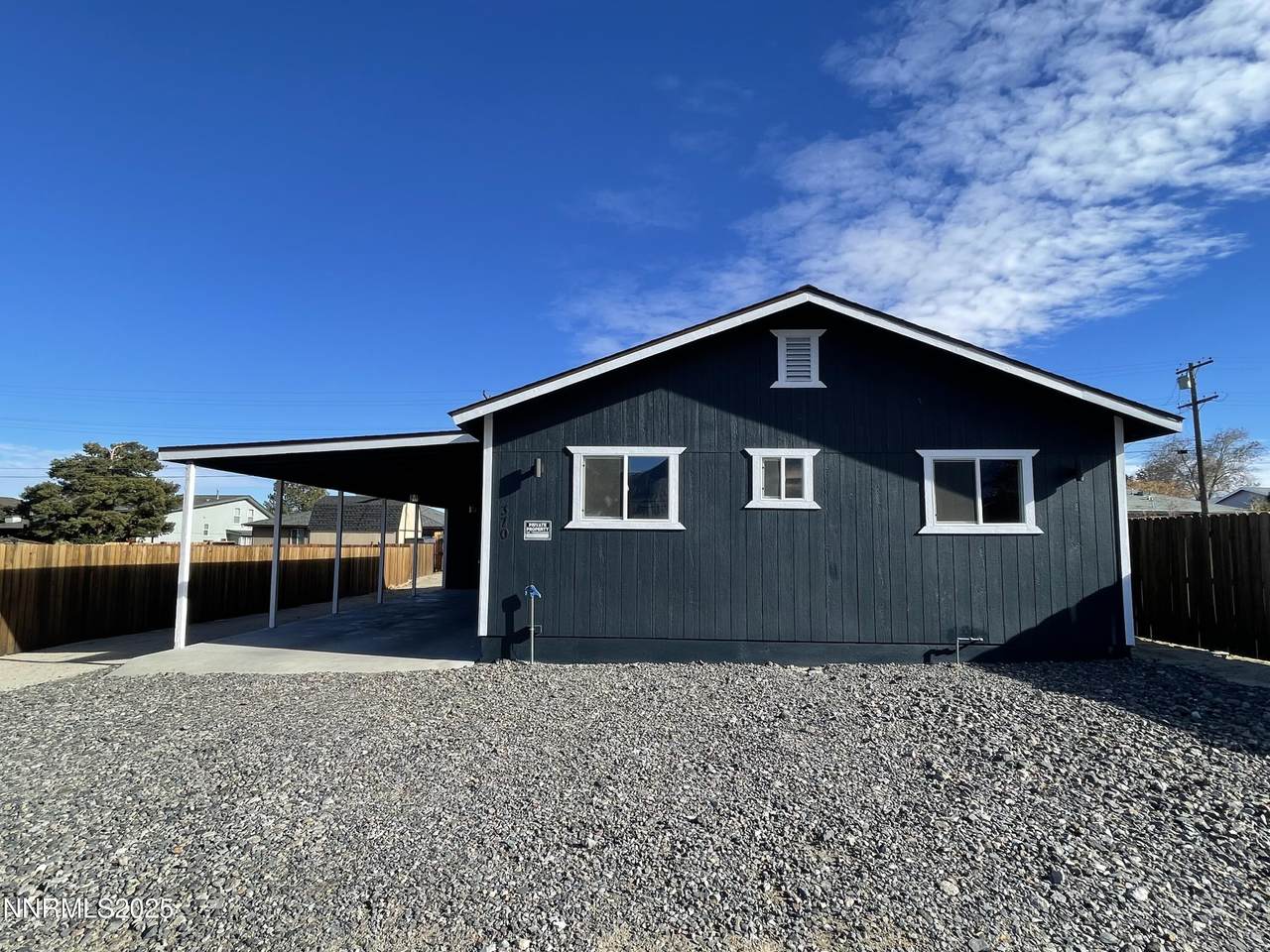 370 Connelly St - Photo 1